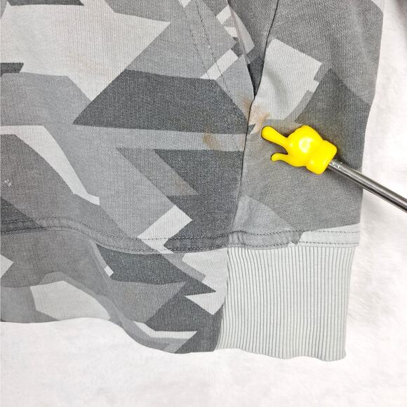 Gymshark Hoodie Medium Camo Athleisure Athletic Sweatshirt Gym Workout Sporty - Picture 3 of 8